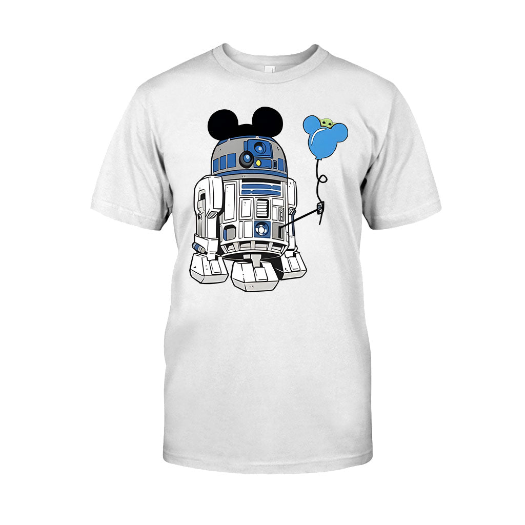 Personalized Couple T-shirts with Character Design | Custom Gift Idea T-shirt & Hoodie GradoCreations