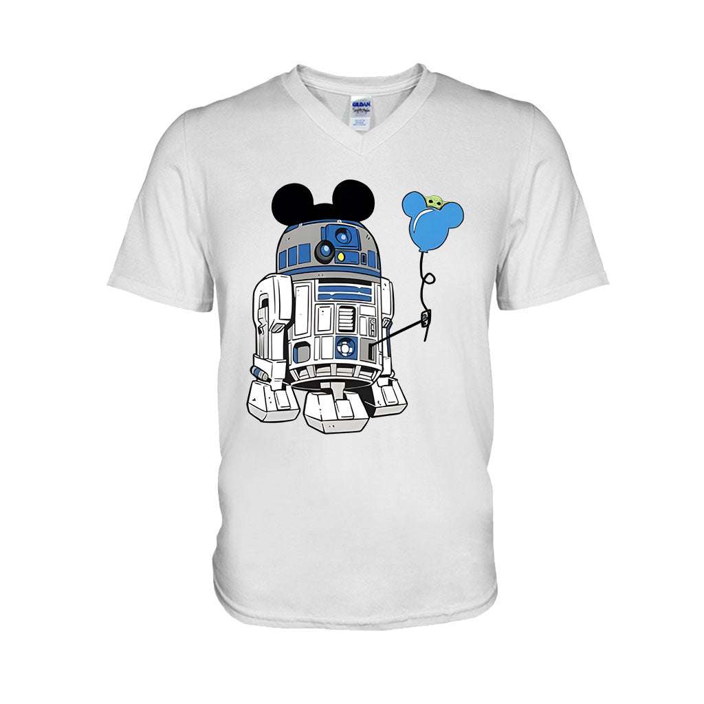 Personalized Couple T-shirts with Character Design | Custom Gift Idea T-shirt & Hoodie GradoCreations