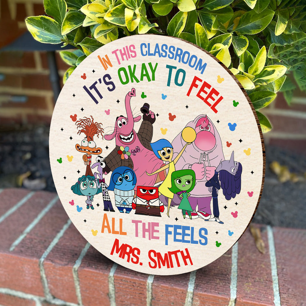 Personalized Round Wood Sign Classroom Decor for Teacher Gift Round Wood Sign GradoCreations