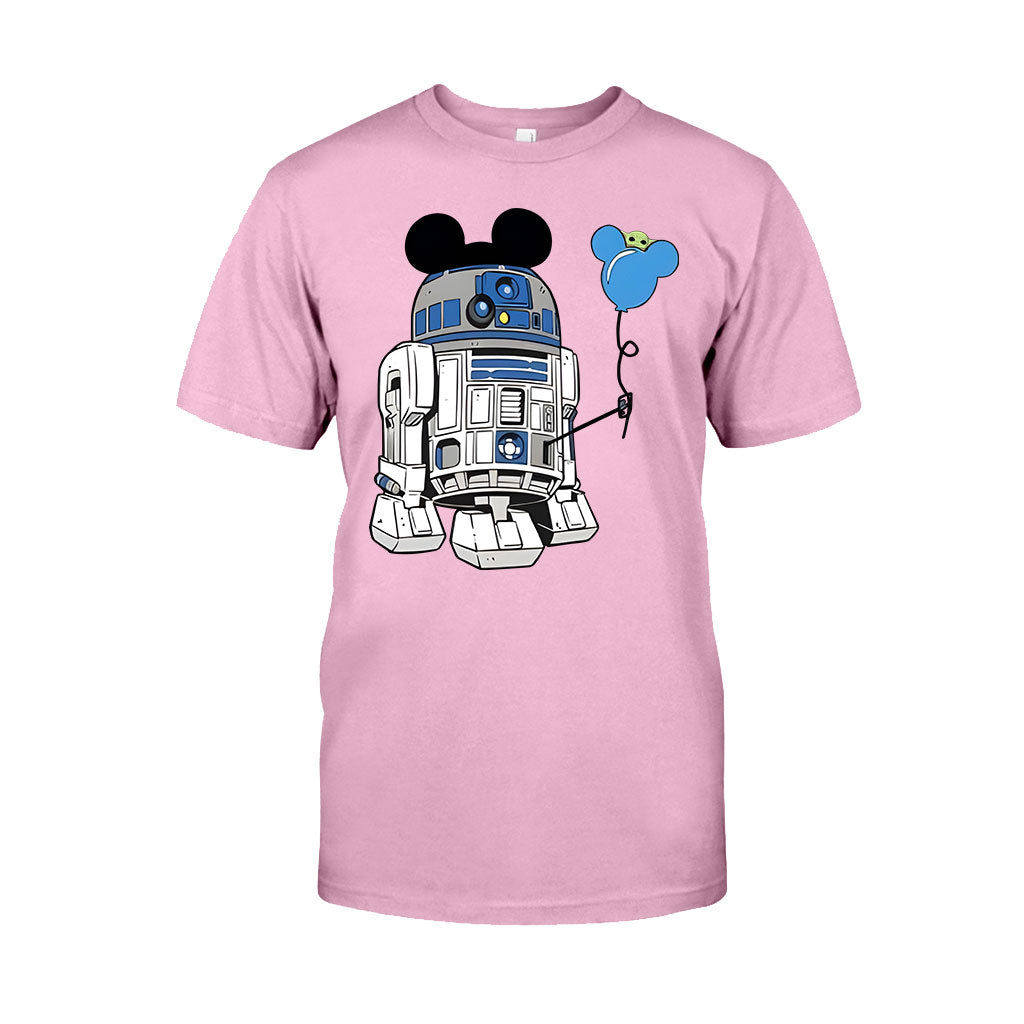 Personalized Couple T-shirts with Character Design | Custom Gift Idea T-shirt & Hoodie GradoCreations