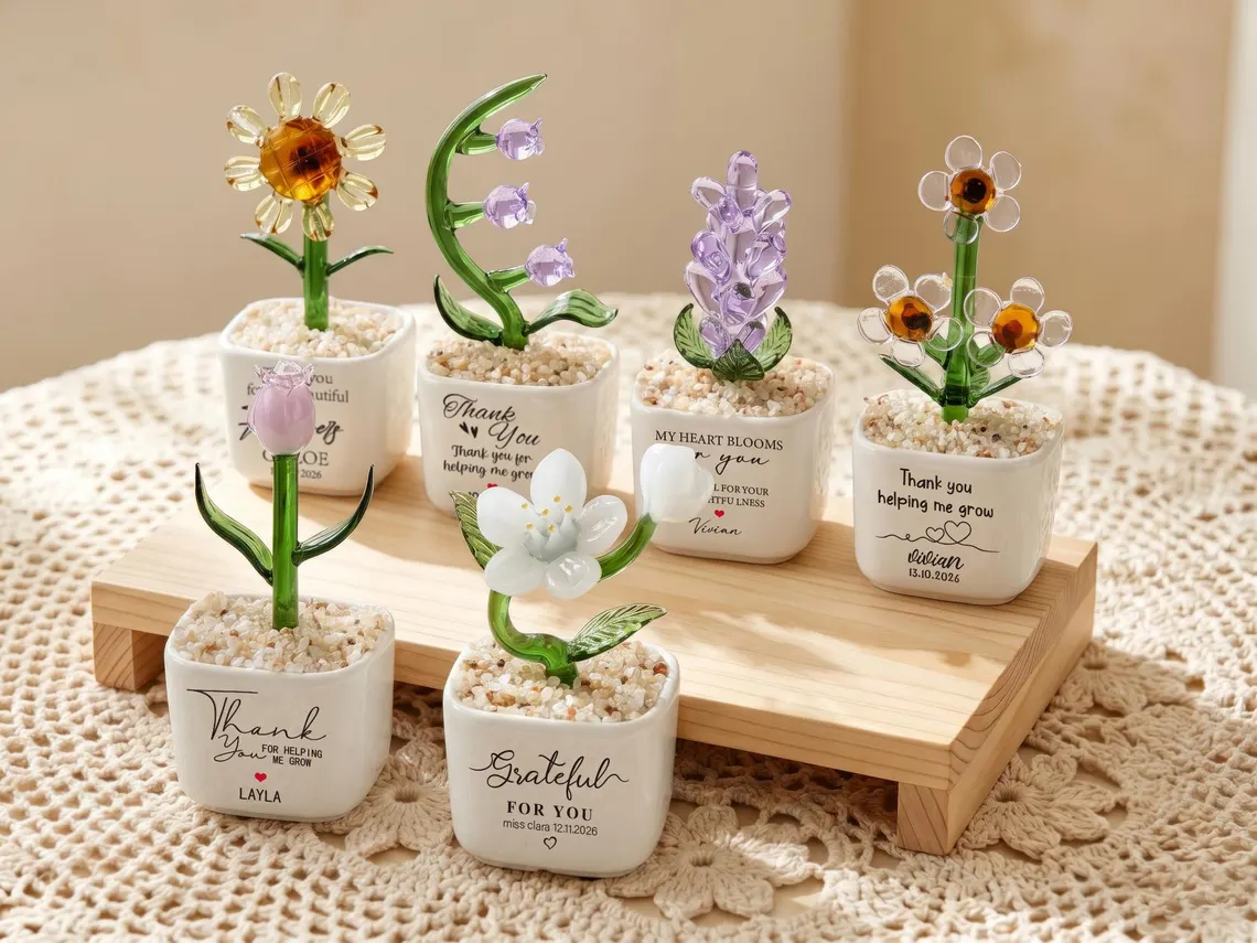 Personalized Glass Plant Pot Custom Name Gift for Teacher HN590 - Glass Flower Pot fix GradoCreations