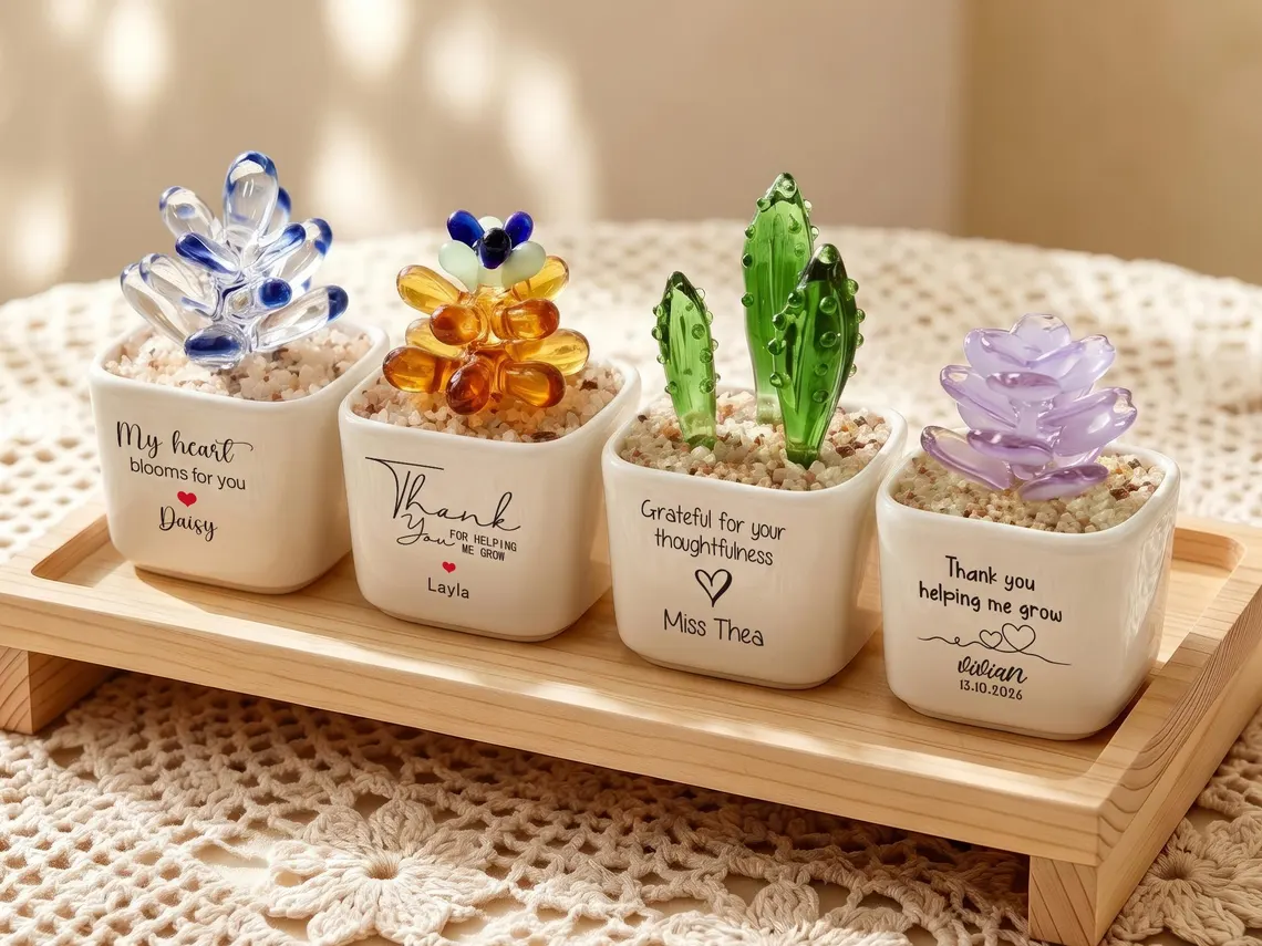 Personalized Glass Plant Pot Custom Name Gift for Teacher HN590 - Glass Flower Pot fix GradoCreations