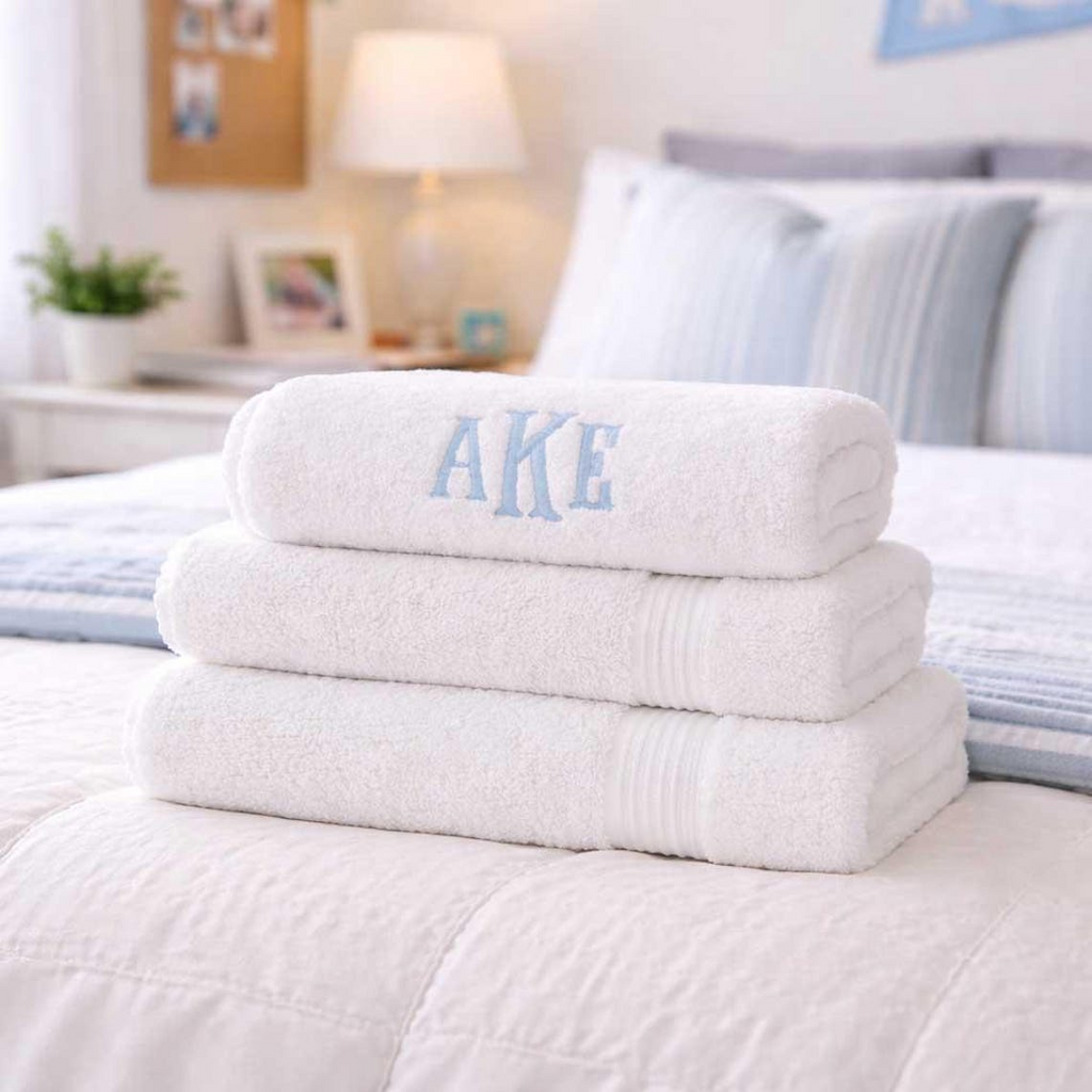 Personalized Family Towel Custom Name Monogram Gift HN590 - Towel GradoCreations
