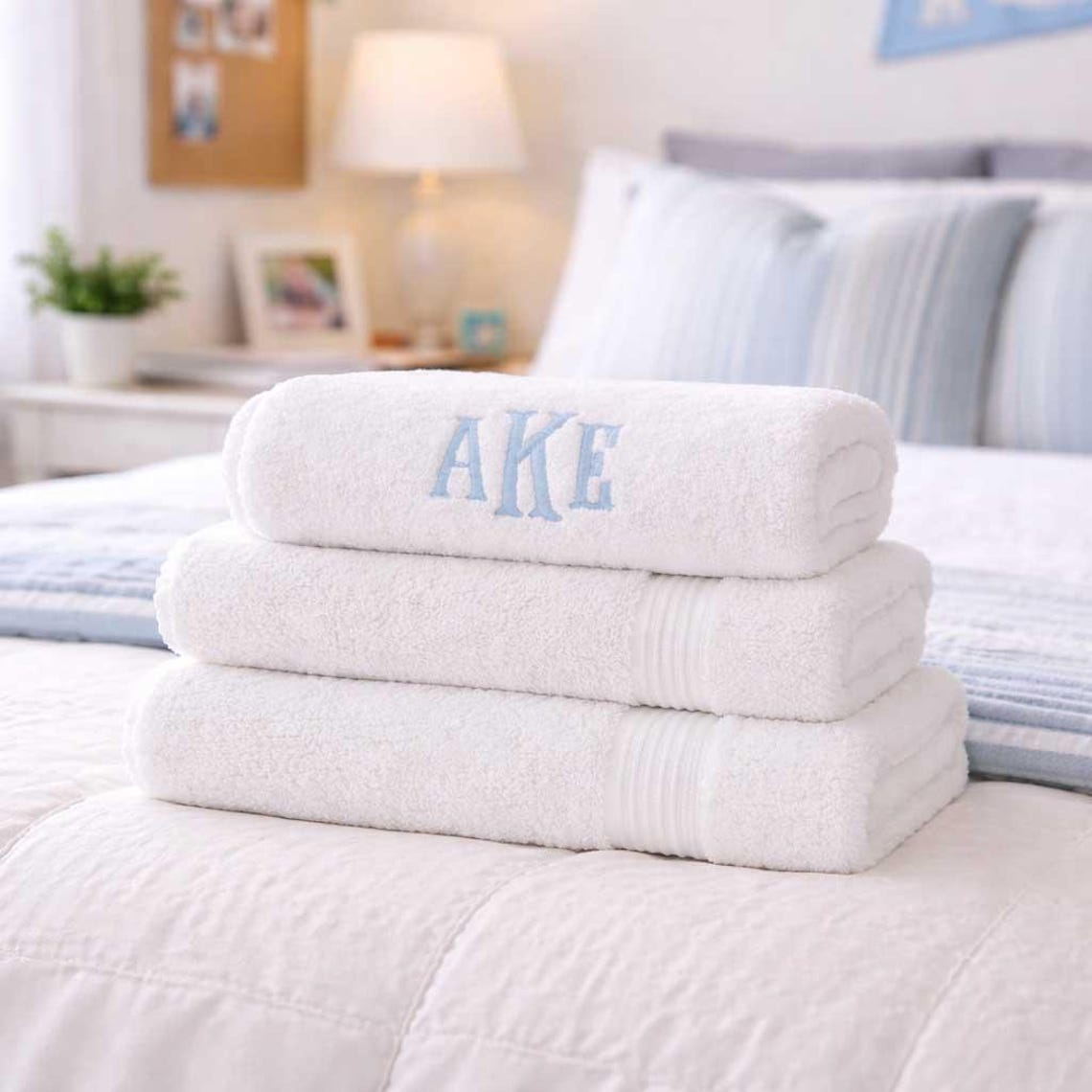 Personalized Family Towel Custom Name Monogram Gift HN590 - Towel GradoCreations