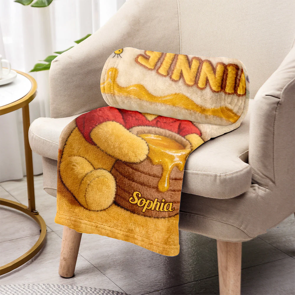 Personalized Winnie the Pooh Blanket for Kids – Cozy Movie Gift
