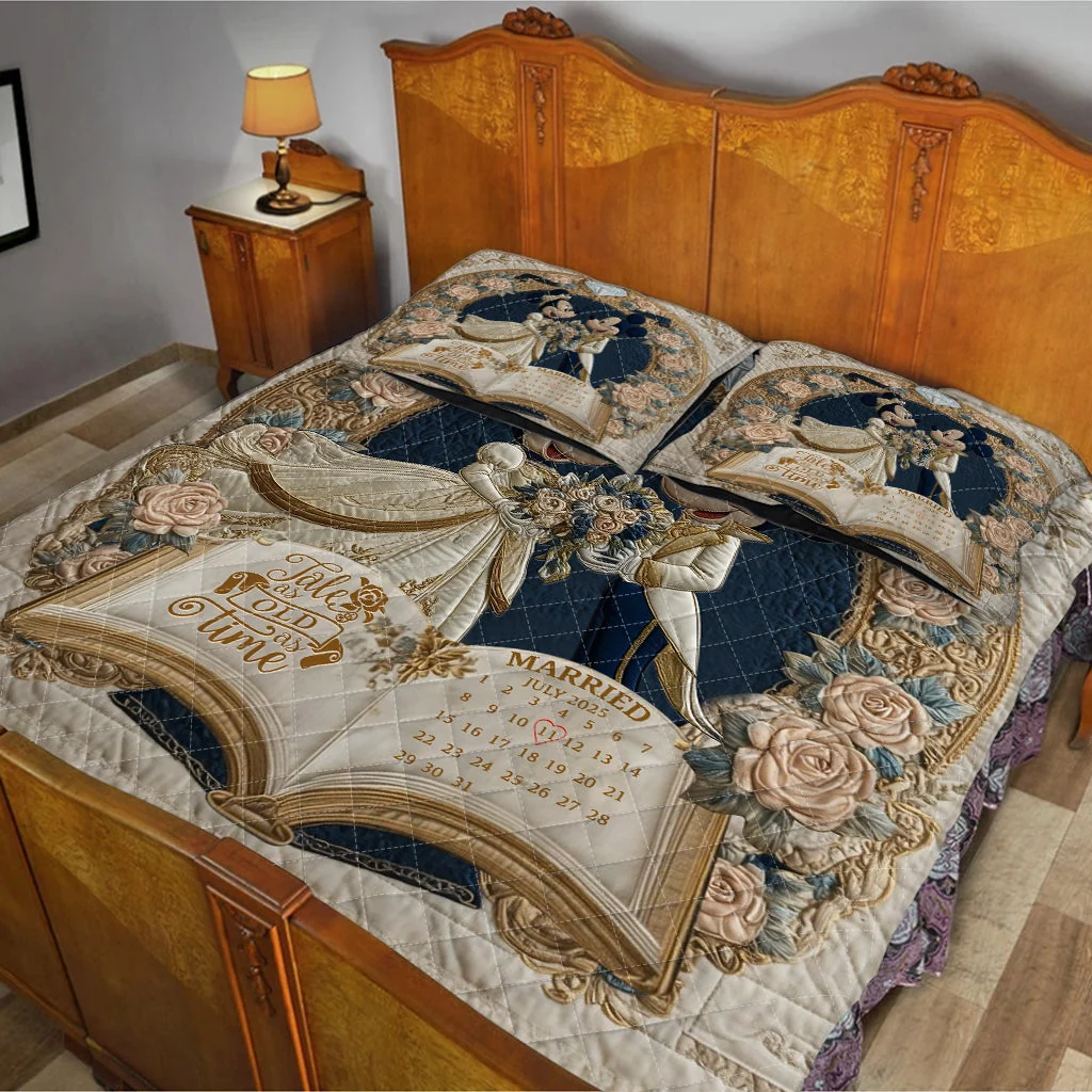 Personalized Fairy Tale Quilt Bedding Set for Couples Gift Quilted Bedding Set GradoCreations