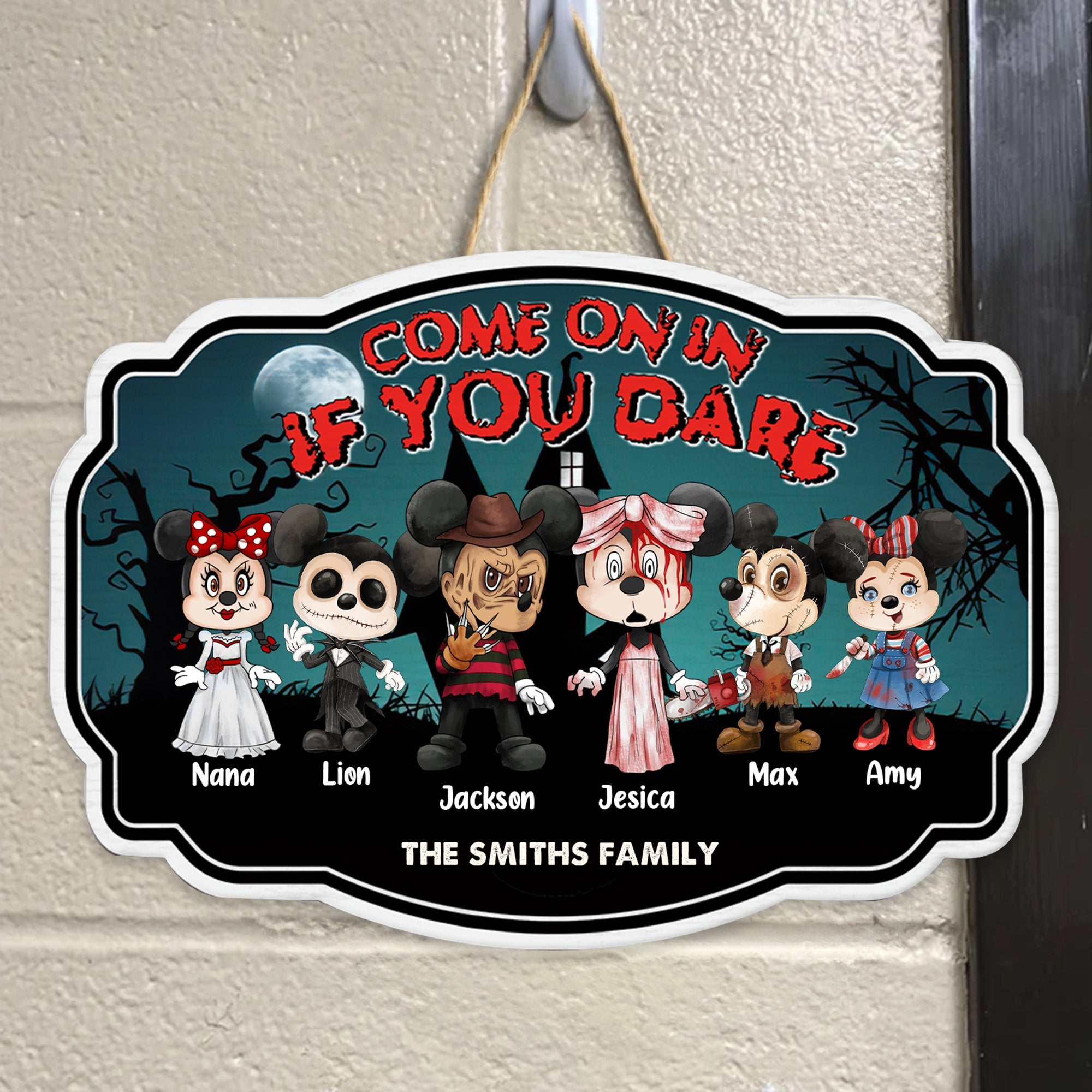 Personalized Horror Halloween Wood Sign with Family Names - Unique Decor